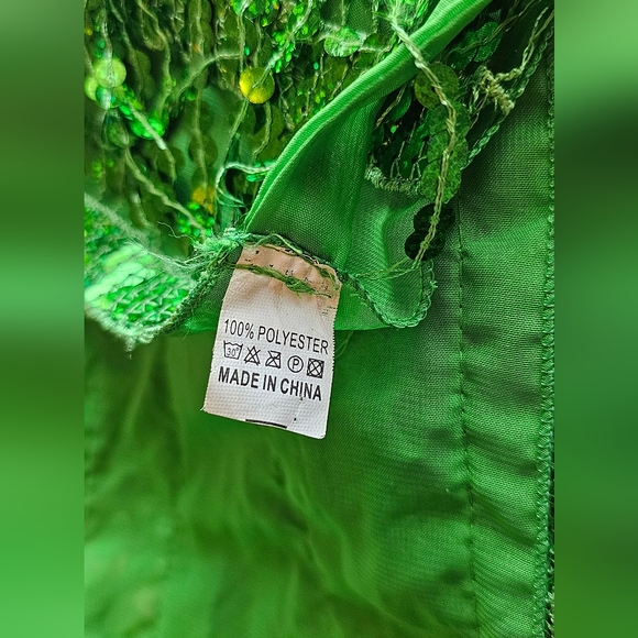 ⭐ 3 for $18⭐ Green Sequin Tie Skirt - Picture 3 of 3